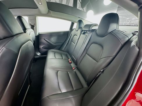 Used 2019 Tesla Model 3 Long Range image 25