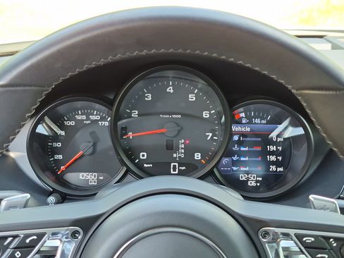 Certified 2024 Porsche 718 Cayman RWD image 10