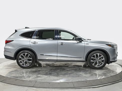 Used 2022 Acura MDX SH-AWD w/ Technology Package image 8