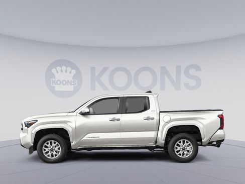 New 2026 Toyota Tacoma SR5 AWD/4WD image 4