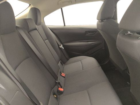 Used 2022 Toyota Corolla LE FWD image 19