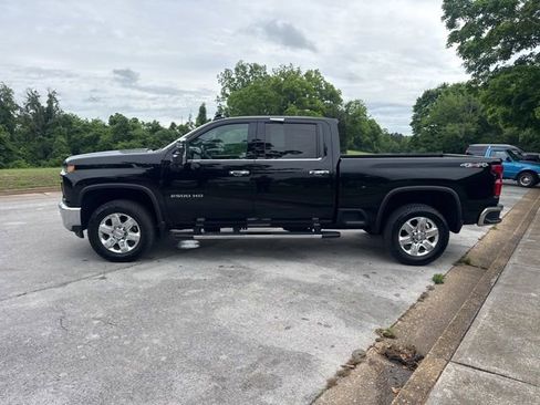 Used 2020 Chevrolet Silverado 2500 LTZ w/ LTZ Plus Package AWD/4WD image 4