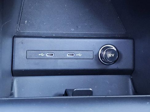 Used 2023 Audi Q4 e-tron Premium w/ Convenience Package image 15