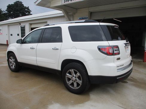 Used 2015 GMC Acadia SLE AWD/4WD image 13