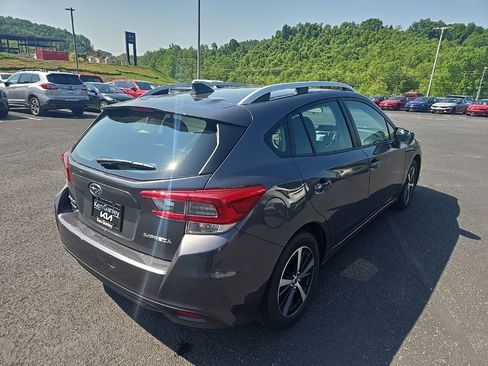Used 2022 Subaru Impreza 2.0i Premium AWD/4WD image 8