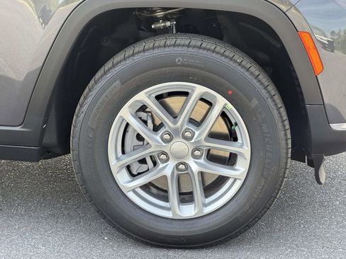 New 2026 Jeep Grand Cherokee L Laredo AWD/4WD image 13