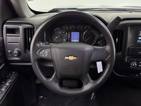 Used 2019 Chevrolet Silverado 1500 Custom w/ Custom Convenience Package RWD image 21