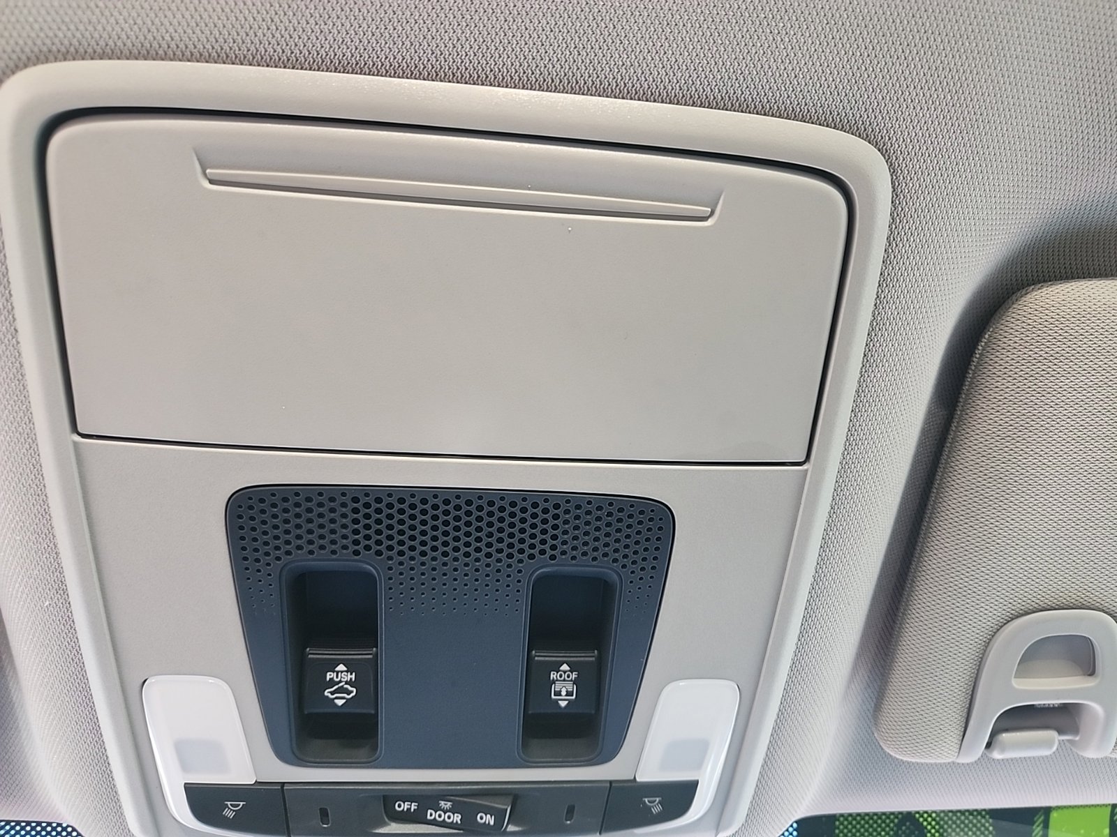 Used 2024 Honda Pilot Elite image 33