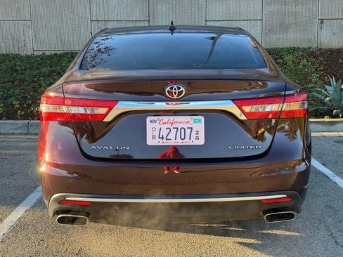 Used 2016 Toyota Avalon Limited image 13