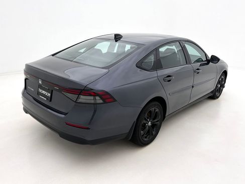 Used 2025 Honda Accord SE image 9