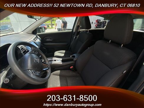 Used 2018 Honda HR-V EX image 13