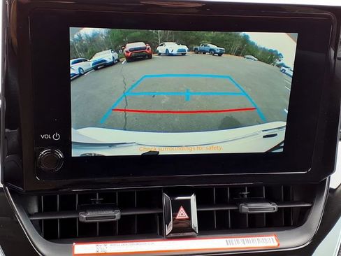 Used 2025 Toyota Corolla LE image 16