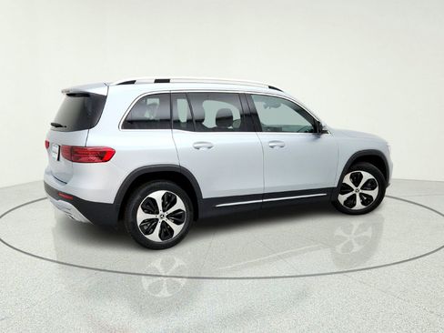 New 2026 Mercedes-Benz GLB 250 image 8