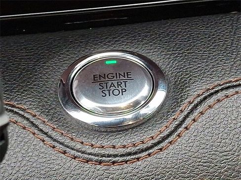 Used 2021 Lincoln Navigator Reserve image 19