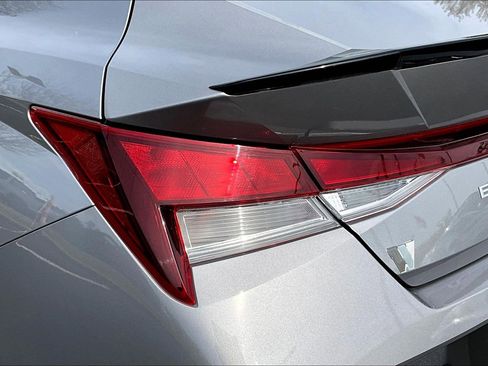 Used 2025 Hyundai Elantra Sport image 24