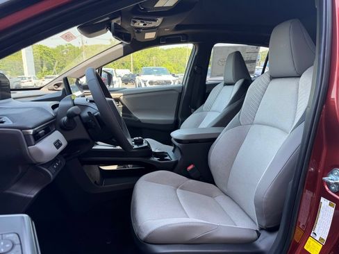New 2026 Toyota C-HR AWD/4WD image 7