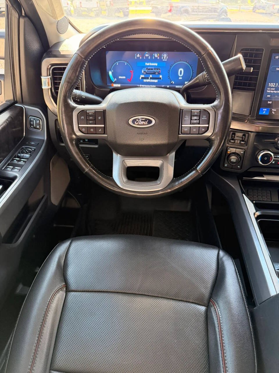 Used 2024 Ford F250 Lariat w/ Chrome Package AWD/4WD image 14