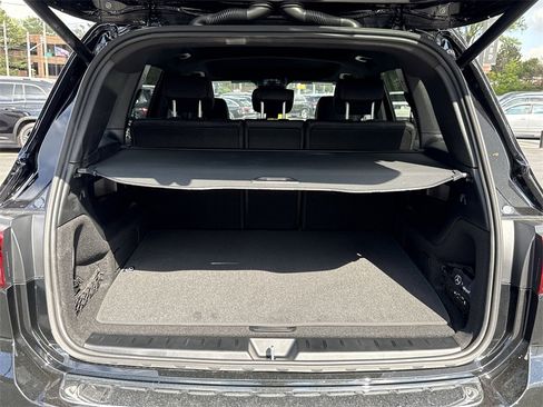 New 2025 Mercedes-Benz GLB 250 4MATIC image 15