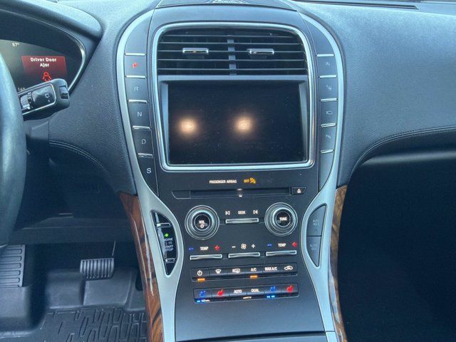 Used 2019 Lincoln Nautilus Reserve FWD image 30