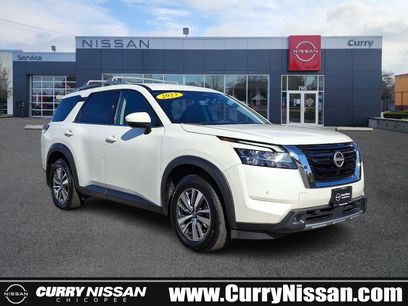 Used 2023 Nissan Pathfinder SL