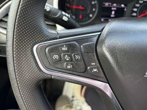 Used 2024 Chevrolet Malibu LT FWD image 11