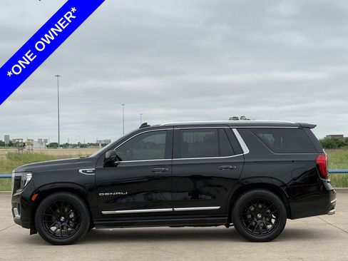 Used 2022 GMC Yukon Denali w/ Max Trailering Package AWD/4WD image 3