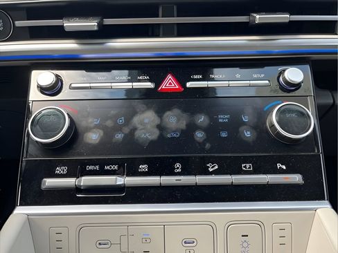 Used 2025 Hyundai Santa Fe Calligraphy image 26