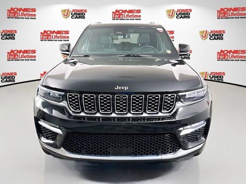 Used 2023 Jeep Grand Cherokee Summit AWD/4WD image 13