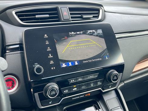 Used 2019 Honda CR-V Touring image 16