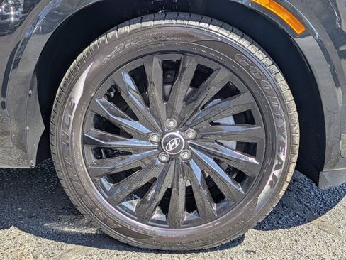 Used 2024 Hyundai Palisade Calligraphy image 11