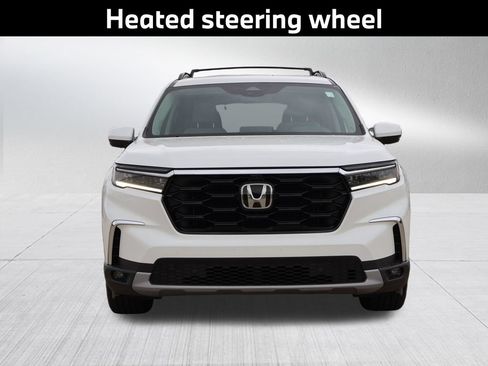 Used 2025 Honda Pilot Elite image 16