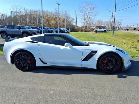 Used 2017 Chevrolet Corvette Z06 w/ Battery Protection Package image 6