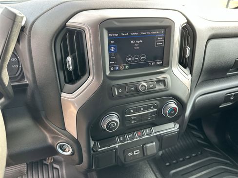 Used 2024 Chevrolet Silverado 2500 W/T w/ WT Convenience Package image 15