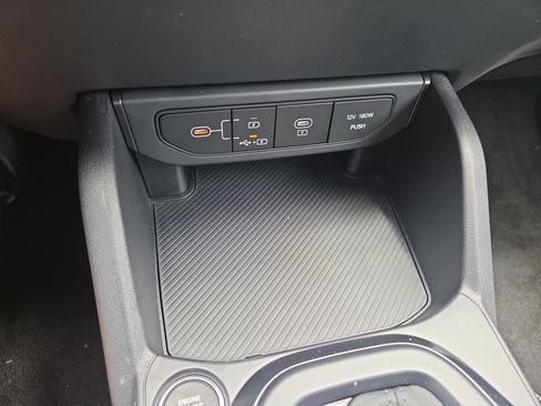New 2026 Kia K4 FWD image 12