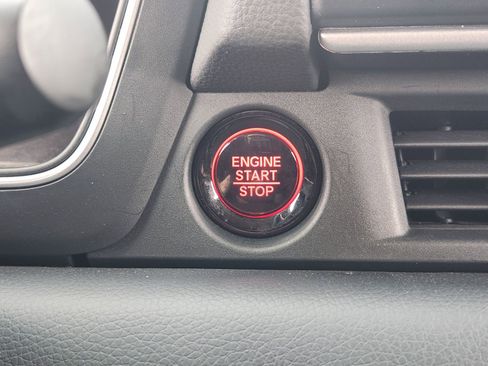 Certified 2024 Honda Pilot Touring image 24