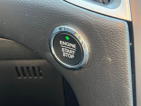 Used 2023 Ford Edge SEL image 31