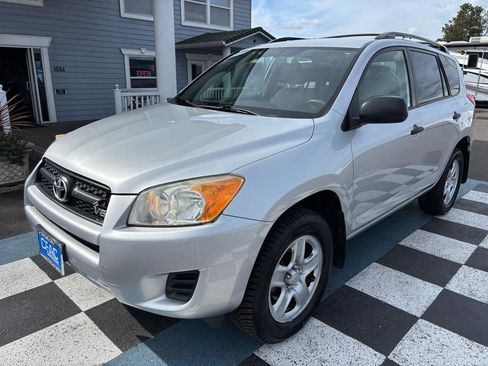 Used 2011 Toyota RAV4 4WD V6 w/ Tow Prep Pkg image 2