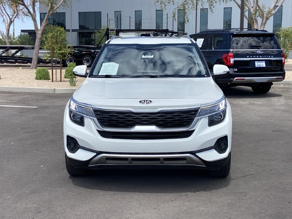 Used 2021 Kia Seltos EX AWD/4WD image 3