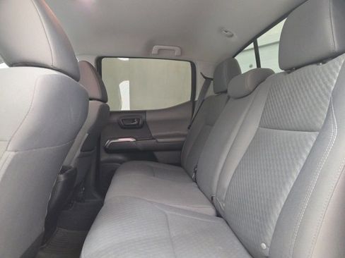 Used 2022 Toyota Tacoma SR5 image 16