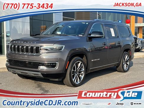 Used 2023 Jeep Wagoneer L Series III w/ Premium Group I AWD/4WD image 1