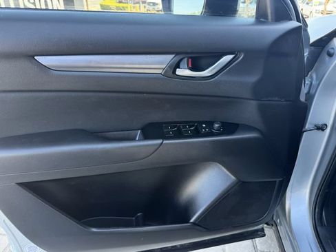 Used 2018 MAZDA CX-5 Sport FWD image 16