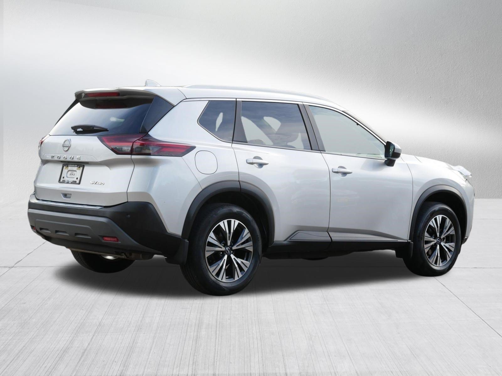 Certified 2023 Nissan Rogue SV w/ SV Premium B Package AWD/4WD image 7