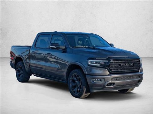 Used 2022 RAM 1500 Limited AWD/4WD image 3