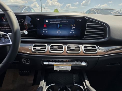 New 2026 Mercedes-Benz GLE 450 4MATIC image 26