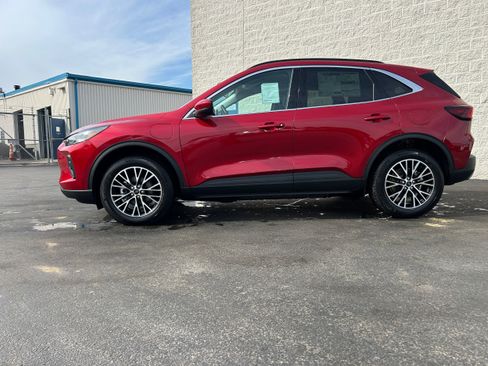 New 2025 Ford Escape SE image 7