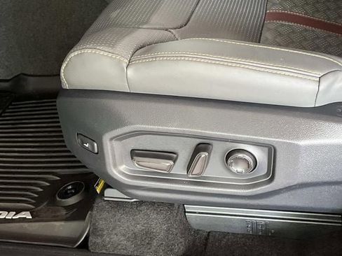 Used 2026 Toyota Sequoia Capstone AWD/4WD image 32