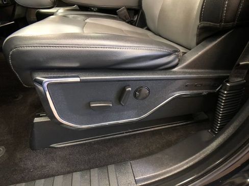 Certified 2022 Ford F150 Lariat AWD/4WD image 11