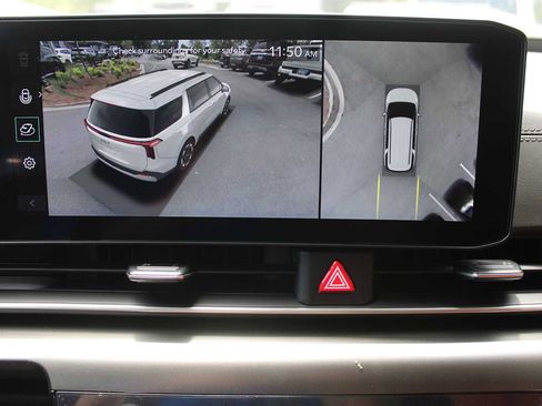 New 2025 Kia Carnival SX Prestige image 70