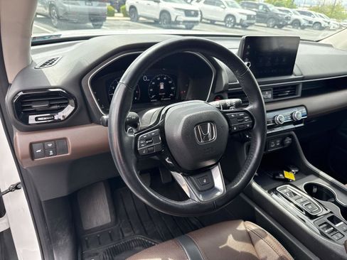Used 2023 Honda Pilot Elite image 20