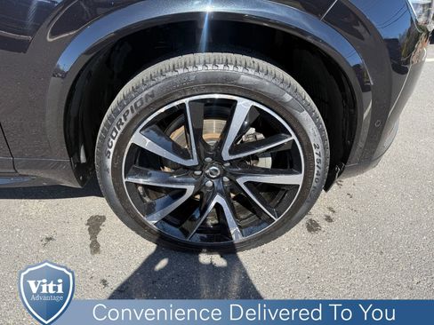 Certified 2023 Volvo XC90 B6 Plus w/ Protection Package Premier AWD/4WD image 15